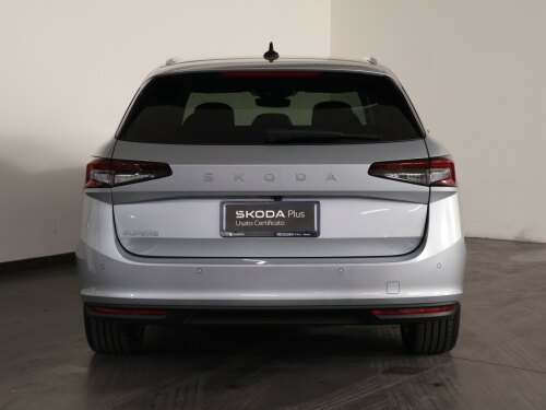 skoda superb wagon 2.0 tdi selection 150cv dsg usata