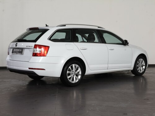 skoda octavia wagon 1.6 tdi executive 115cv dsg usata