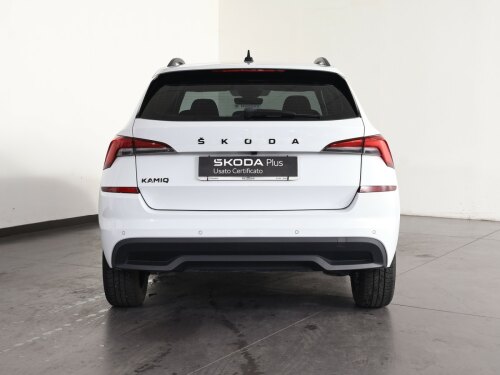 skoda kamiq 1.0 tsi style 110cv usata